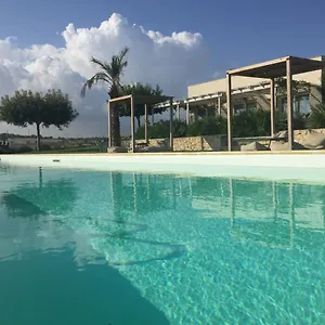 4* Курортный комплекс Scilla Maris Charming